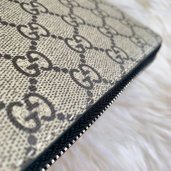 G*u*i bee print gg zip around wallet
