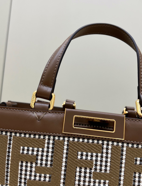 F**di peekaboo x-tote