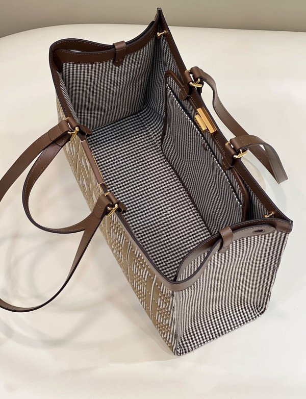 F**di peekaboo x-tote