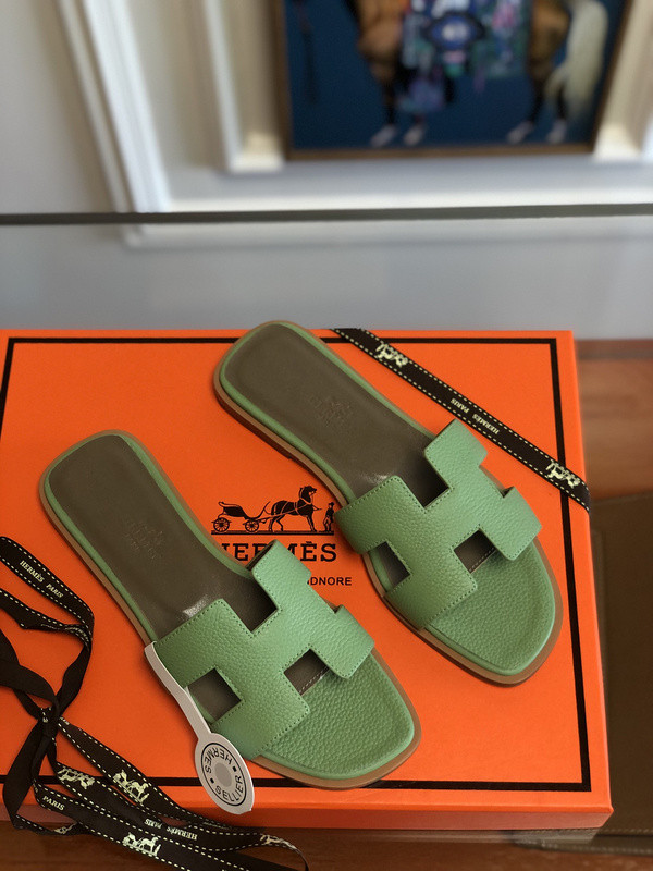 H**mes sandal