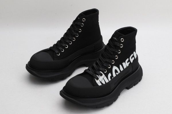 ale*d*r M*Q*en tread slick boot