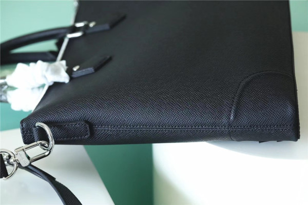 l0*is V*t0n slim nv briefcase