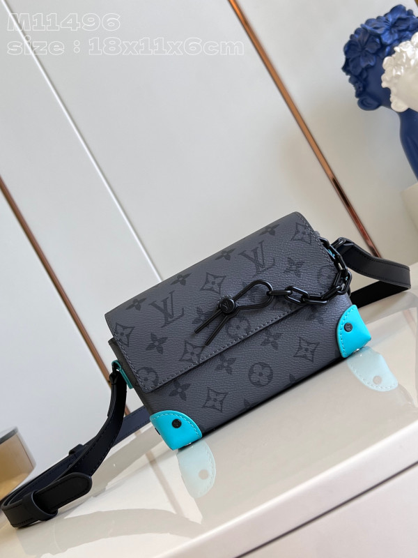 l0*is V*t0n steamer wearable wallet-18*11*6.5cm