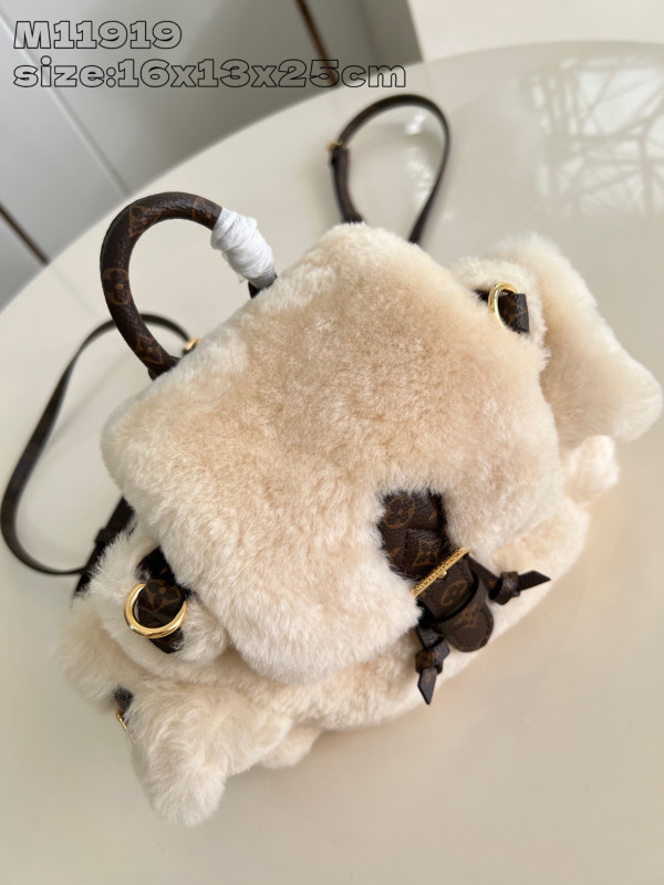 l0*is V*t0n ski nano teddy backpack