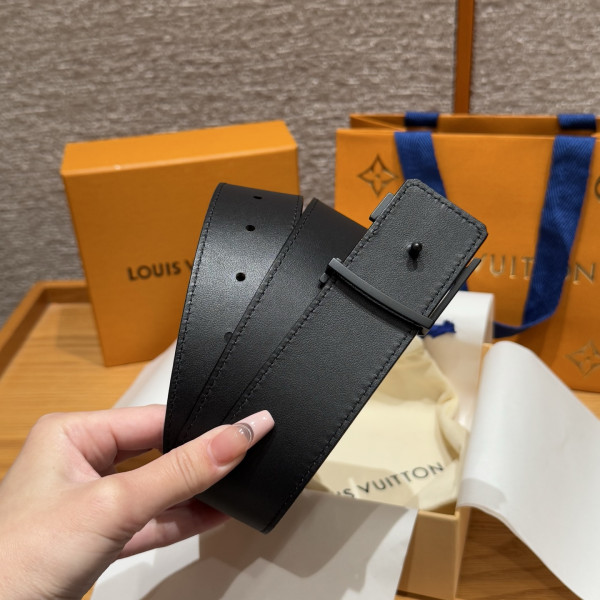 l0*is V*t0n belt